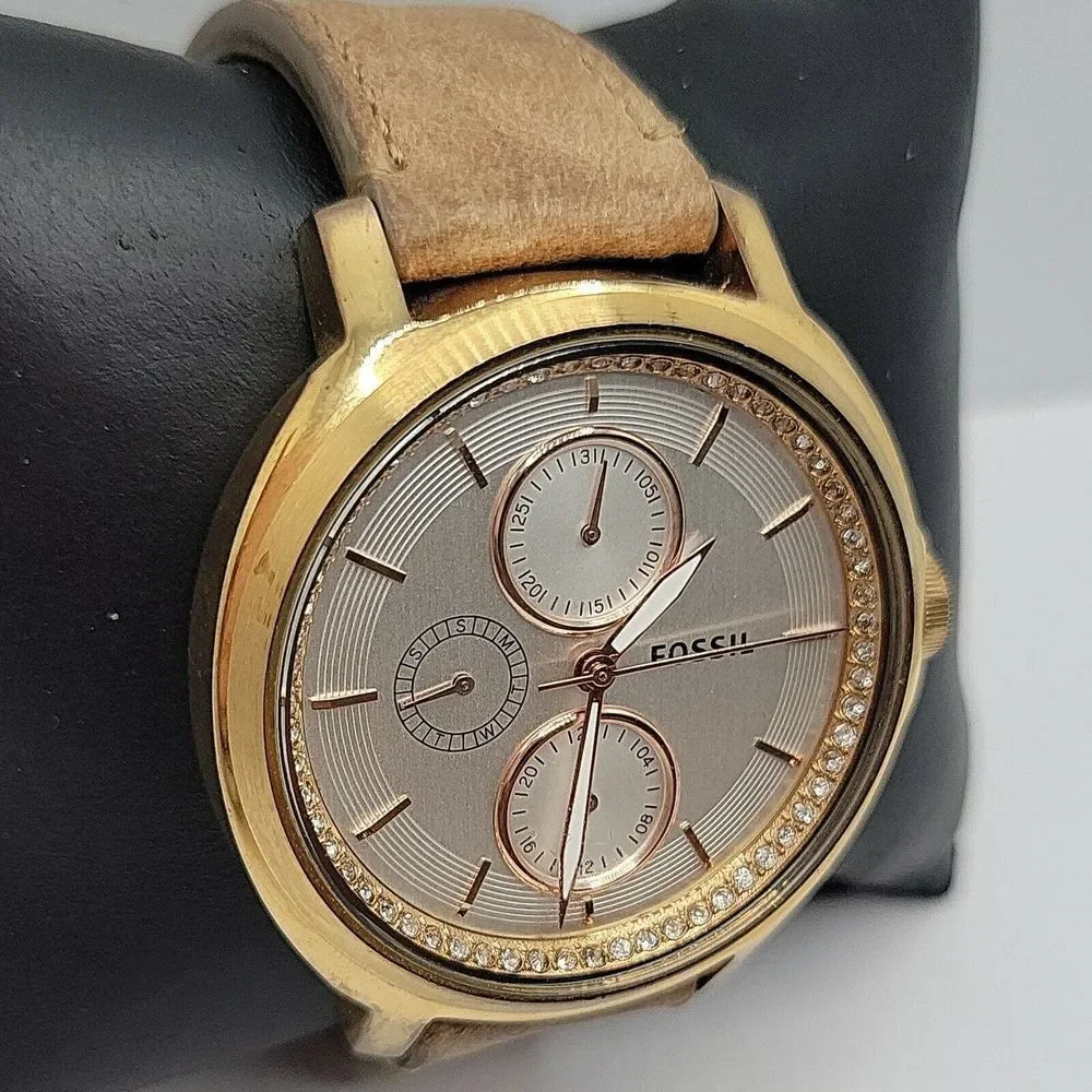 Fossil Chelsey ES3358 Women's Beige Leather Analog Dial Quartz Wrist Watch DE216